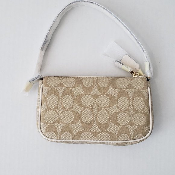 COACH Nolita 19 - Picture 5 of 9